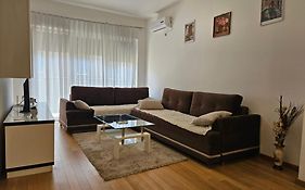 Apartment S&M